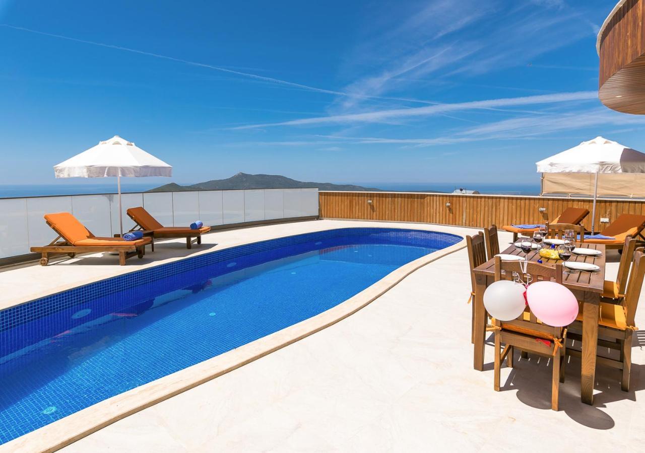 Villa Bella 5 Sleeps 6 Isolated Pool See&Montain View Uzumlu  Esterno foto