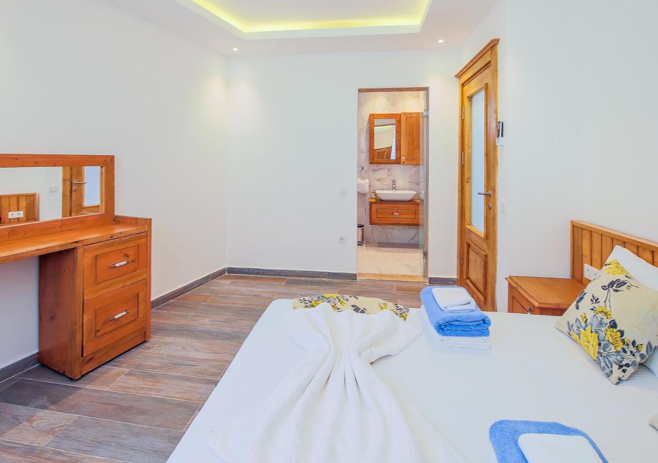 Villa Bella 5 Sleeps 6 Isolated Pool See&Montain View Uzumlu  Esterno foto