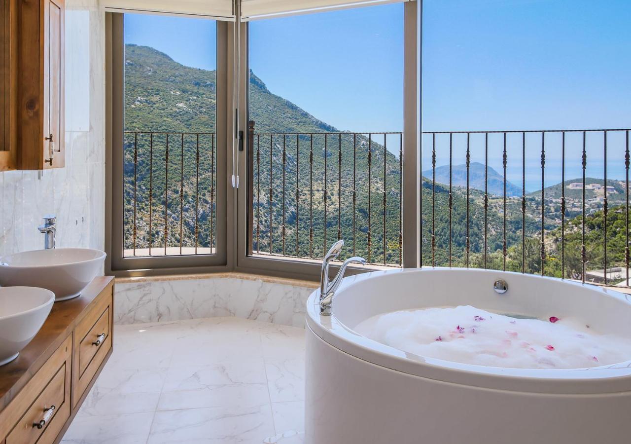Villa Bella 5 Sleeps 6 Isolated Pool See&Montain View Uzumlu  Esterno foto