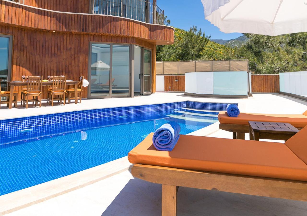 Villa Bella 5 Sleeps 6 Isolated Pool See&Montain View Uzumlu  Esterno foto
